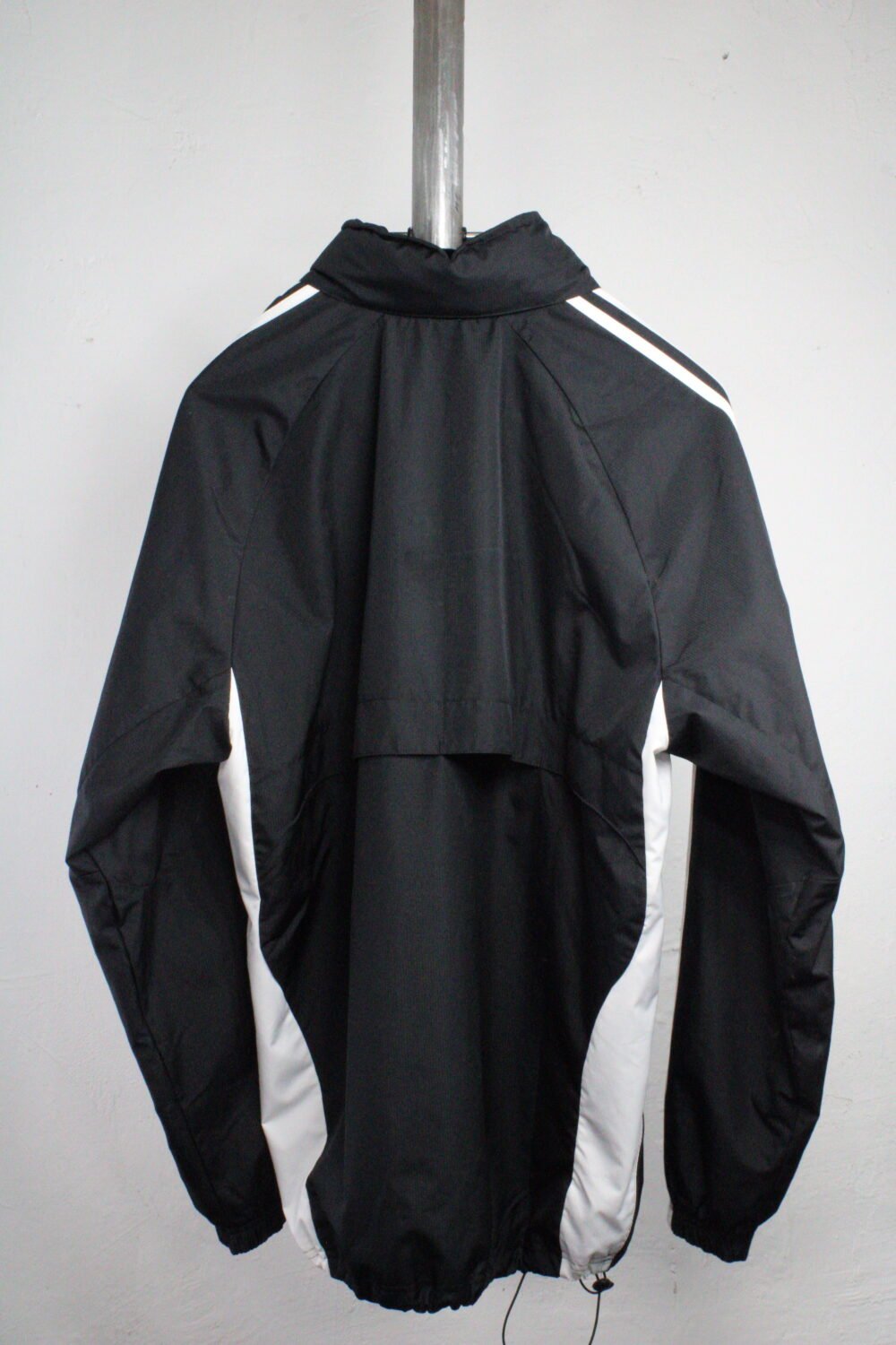 ADIDAS CLASSIC WATERPROOF TRACKJACKET - Imagen 4